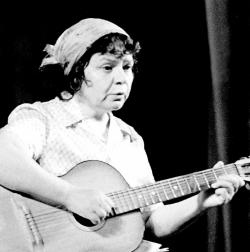Новелла Матвеева