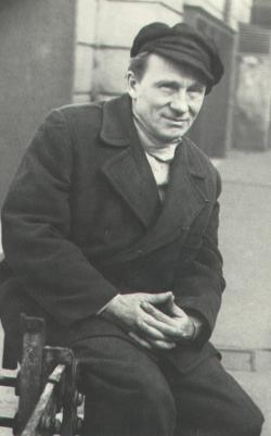 Ernst Busch